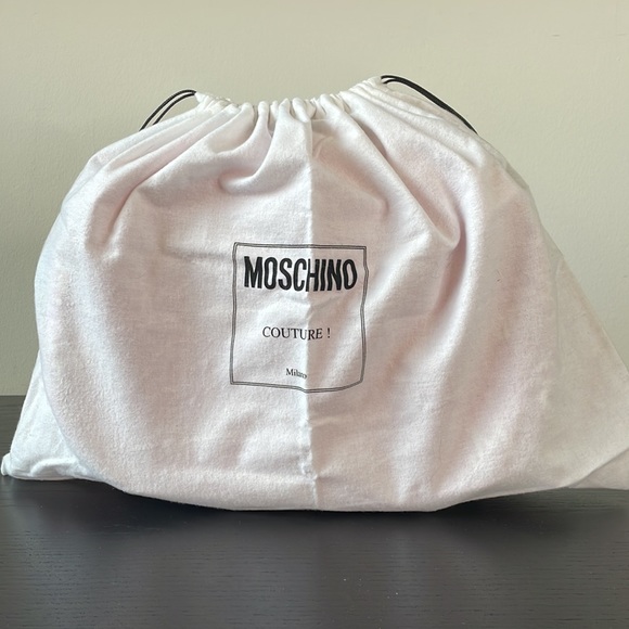 Moschino x Barbie Collab Collector’s Item Purse - Picture 5 of 5